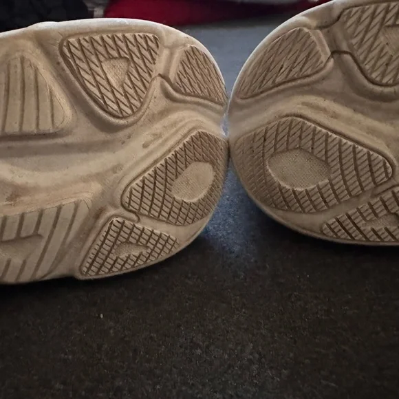 HOKA Clifton 10 Women’s Size 9 b White Electric Rose WTLC - Picture 11 of 14